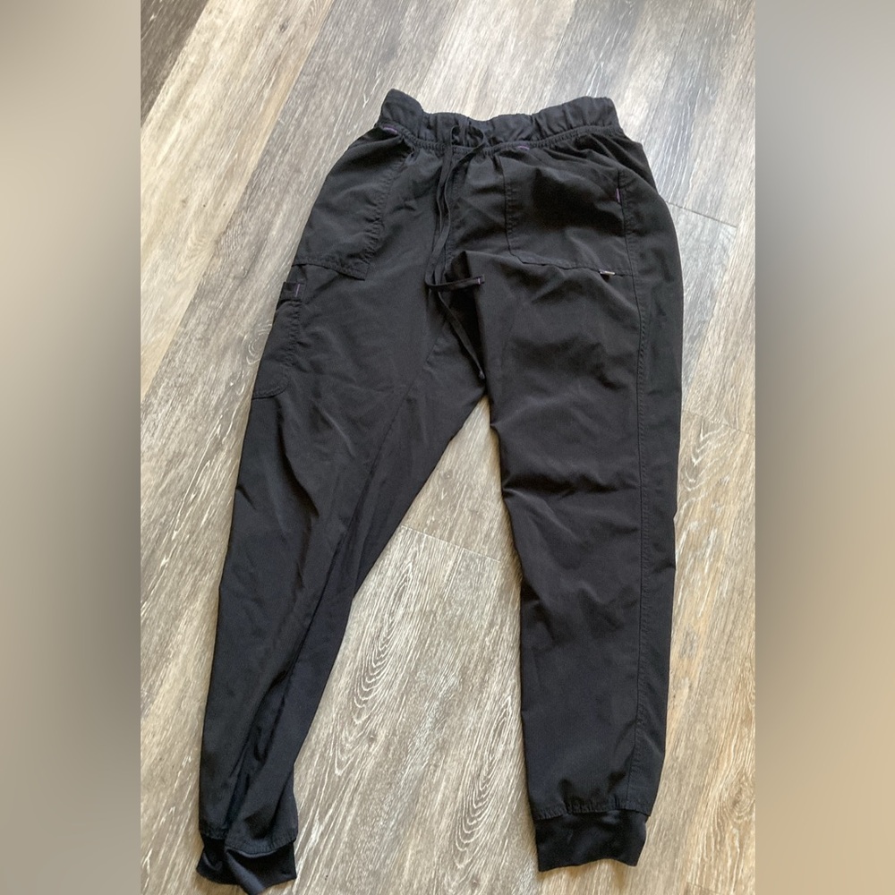 I have 2 scrub jogger pants that need to go